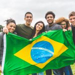 jovens brasileiros
